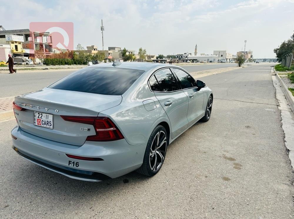 فولفو S60